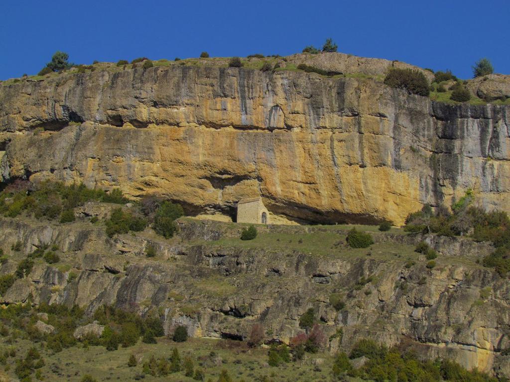 Yebra de Basa Albergue De Yebra מראה חיצוני תמונה