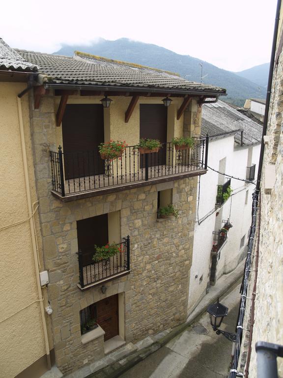 Yebra de Basa Albergue De Yebra מראה חיצוני תמונה