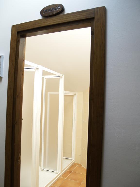 Yebra de Basa Albergue De Yebra חדר תמונה