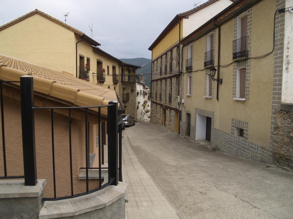 Yebra de Basa Albergue De Yebra מראה חיצוני תמונה