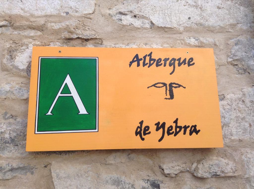 Yebra de Basa Albergue De Yebra מראה חיצוני תמונה